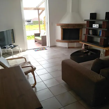 Alekos Beach Houses-roni Apartmán *